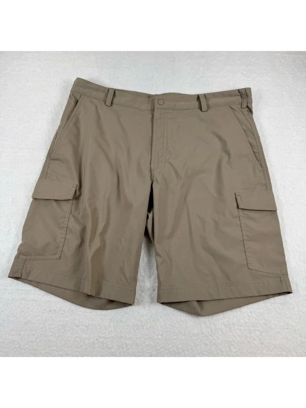 Nike Golf Shorts Mens Size 36 Beige Dri-Fit Cargo Stretch Lightweight Pockets